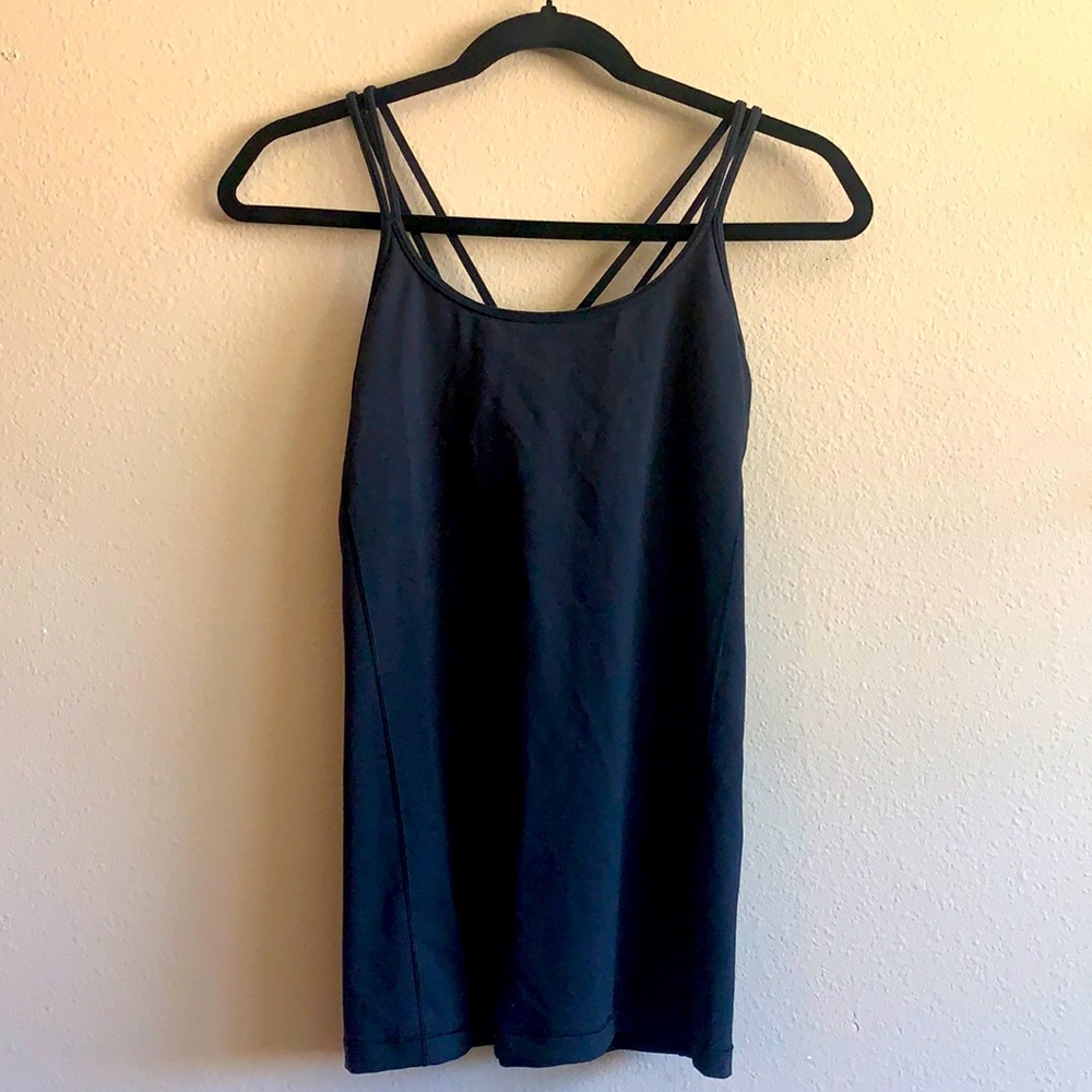 Black lululemon workout racerback tank top
